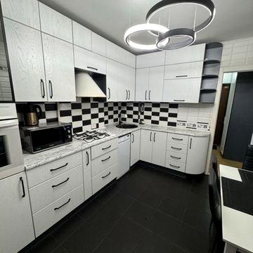 Здається чудова однокімнатна квартира/Пр.Миру