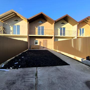 Приозерна вул.