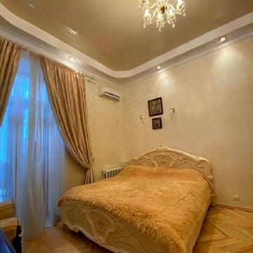 Верхній Вал вул., 50