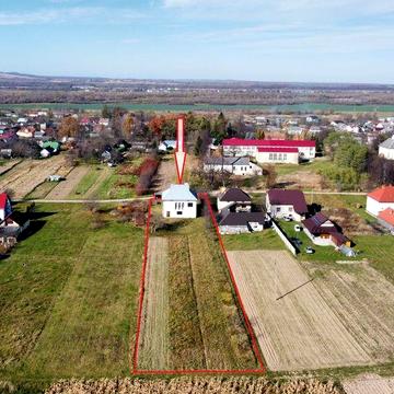 Будинок з цегли готовий під ремонт: неподалік від Стрия, с.Семигинів