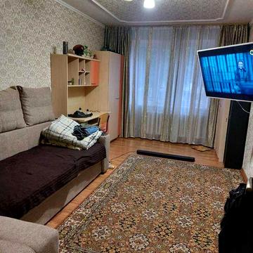 Продам 1кімнатну Малікова