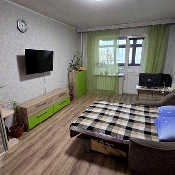 Свій підвал ! 1 поверх !  Повноцінна 3-кімнатна по вул Радунська 5б !