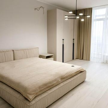 Олеся Бердника вул., 1-Г