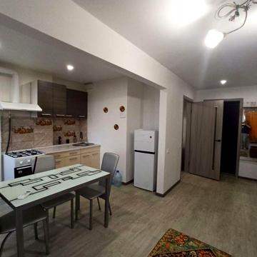 Сдам отличную 2 к. кв-ру Янтарная/Калиновая с ремонтом, техникой