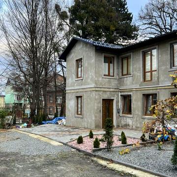 Продаж! Будинок в центрі, вул. Украінська