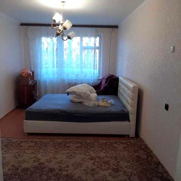 Продам квартиру в самому центрі.