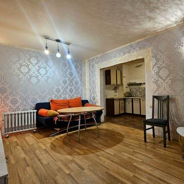 Продам 2 к квартиру на Левобережный-3