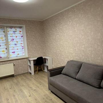 Здам 2-х кімнатну квартиру,вулиця Київська(район Терміналу )