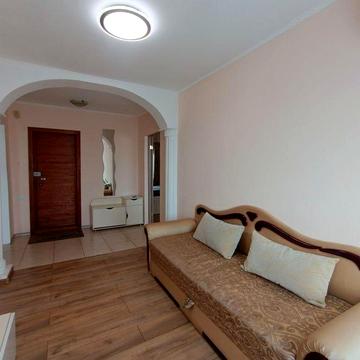 Сдам 2к. Березинка  с дизайнерским ремонтом, техникой, новой  мебелью