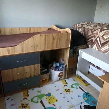 Продаж / Квартира / Курортна, Шкло