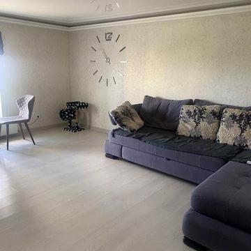 Продам 2 х кімнатну квартиру