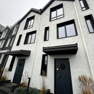 Продаж таунхаусу біля озера, м. Гостомель