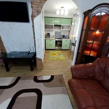 Продам 5-кімнатну квартиру, вул. Стеценка, Нивки KL