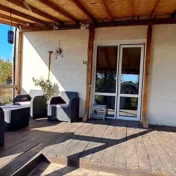 Оренда кімнати в приватному 2 кімнатної будинку,для дівчини