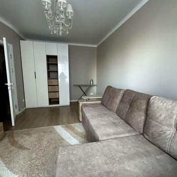 Здам 1К ЖК Версаль ПЕРША здача, 2 поверх, газ