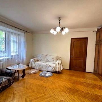 Оренда 2к квартири  Соломʼянський р-н Липківського 39 правий берег