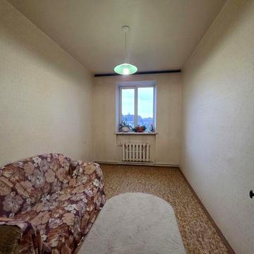 Простора дворівнева квартира з автономним опаленням