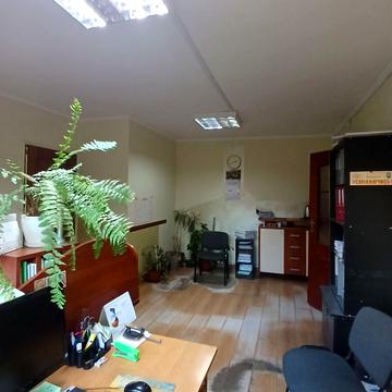 Кардинала Любомира Гузара вул., 4