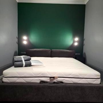 Бориса Гмирі вул., 16а