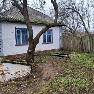 Будинок в с.Синьооківка, Золотоніській р-н Черкаська обл. Річка рядом