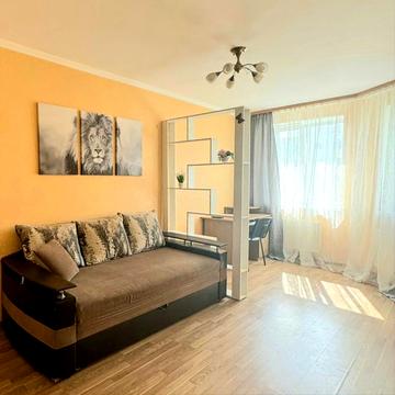 Боголюбова вул., 18