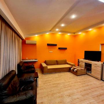 Волошкова вул., 74