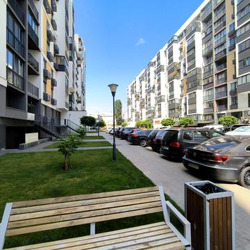 Набережна вул., 8д