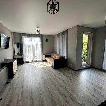 Володимира Брожка вул. (Кіровоградська), 70