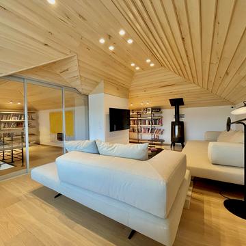 Молодіжна вулиця