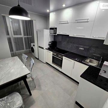 Довгострокова оренда 1к Квартира Костянтина Василенка вулиця