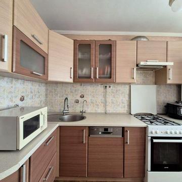 ОРЕНДА! ЦЕНТР! Здається 3 кімн. ЧЕШКА!