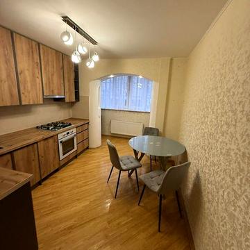 Довгострокова оренда 2к Квартира Лялі Ратушної вулиця