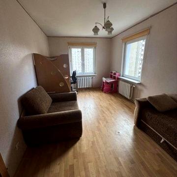 Сдаю 2 комн.в доме с Генератором на Урловской,30