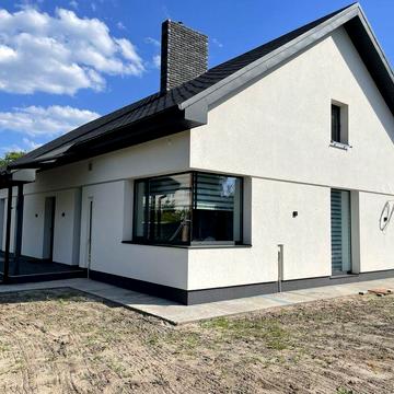 Будинок (2024 рік) 122 м2 з меблями, технікою та сонячними панелями