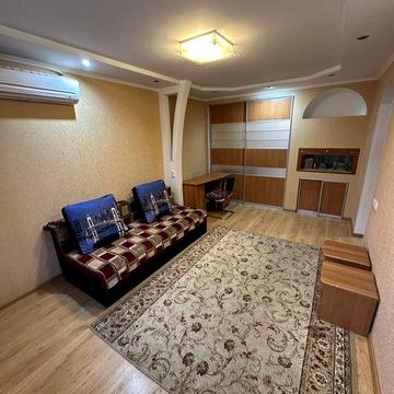 Сдам 1 комнатную Косиора