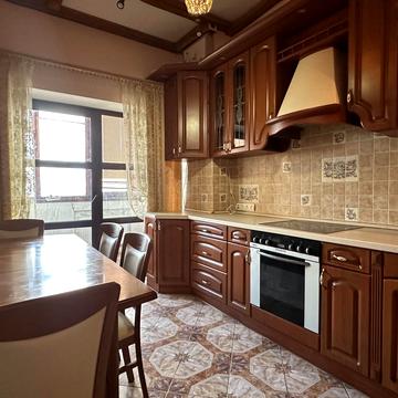 Проскурівська вул., 45