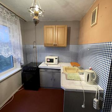 Мілютенка вул., 44