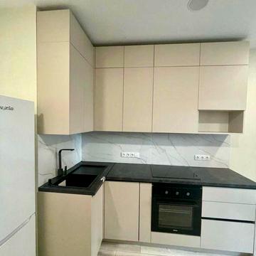 Сдам однокомнатную кв в Кадоре на Краснова