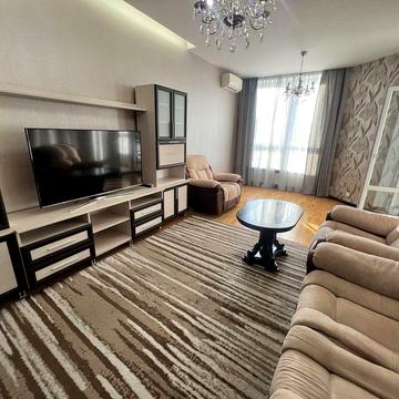 Оренда 3 кім. кв.  ЖК Пори року  Вул. Мокра 20