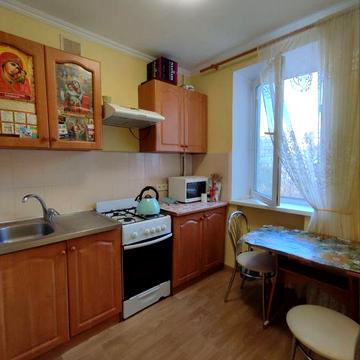 В продаже уютная квартира , пр доступной цене !