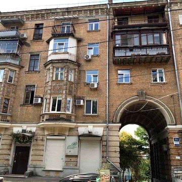 Продам квартиру 1 ком. ул Никольско Ботанична 7/9 .- Центр-