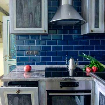 Салютна вул., 2