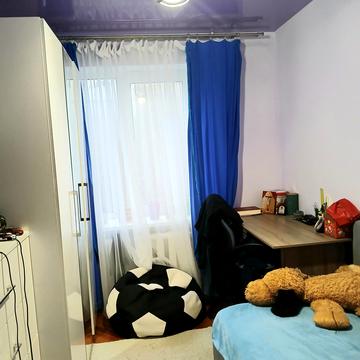 Володимира Вернадського вул., 16