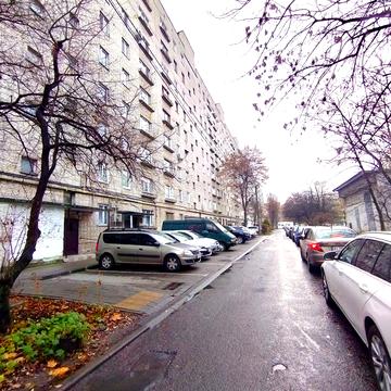 Володимира Великого вул. (Артема), 34