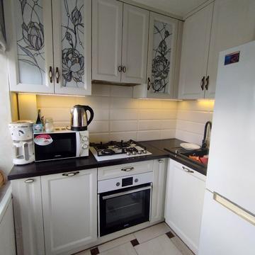 Володимира Великого вул. (Артема), 34