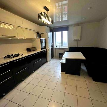 Оренда 3 кім.квартири. Бойова. Світло не вимикають