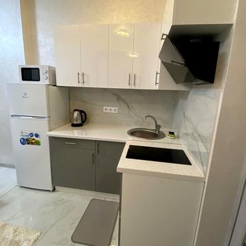 Володимира Брожка вул. (Кіровоградська), 70