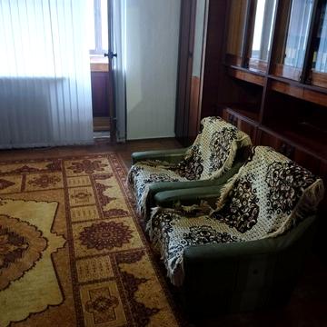 Небесної Сотні просп. (Маршала Жукова), 24