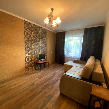 Свободна!Уютная однушка на леваде!Полная комплектация!