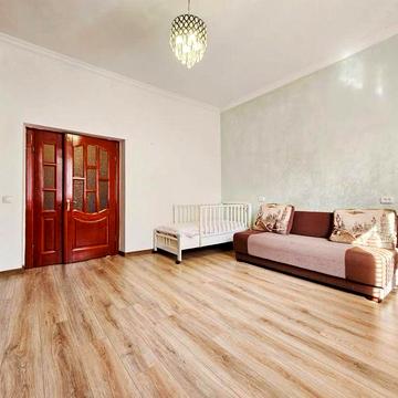 Чудова пропозиція 2-кім. квартири в центрі міста Стрий!